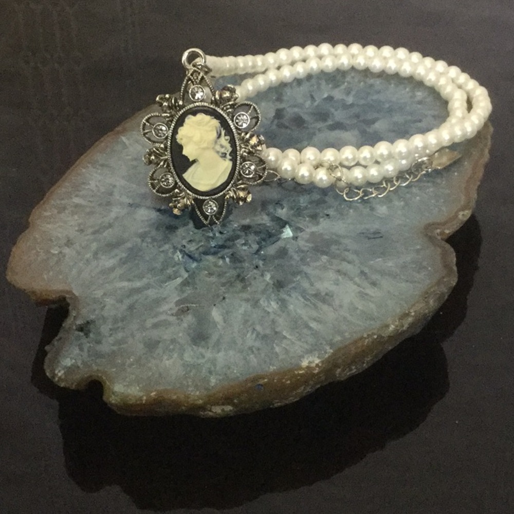 Vtg.15”W/3”FreshwaterCultured White Pearl&CameoPdt - Picture 9 of 14